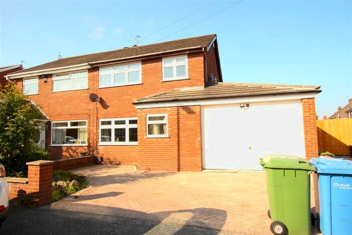 3 Bedroom Semi-Detached House To Rent In Bridlemere Court, Padgate, Warrington, WA1