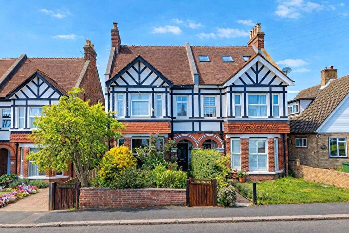 4 Bedroom Semi-Detached House For Sale In Ashburnham Road, Hastings, TN35