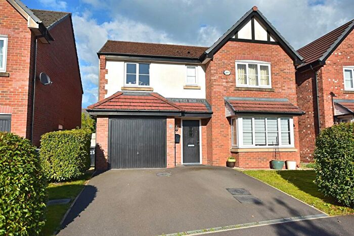 4 Bedroom Detached House For Sale In Dee Avenue, Holmes Chapel, CW4
