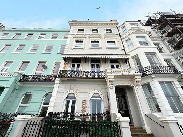 2 Bedroom Flat To Rent In Marina, St Leonards On Sea, TN38