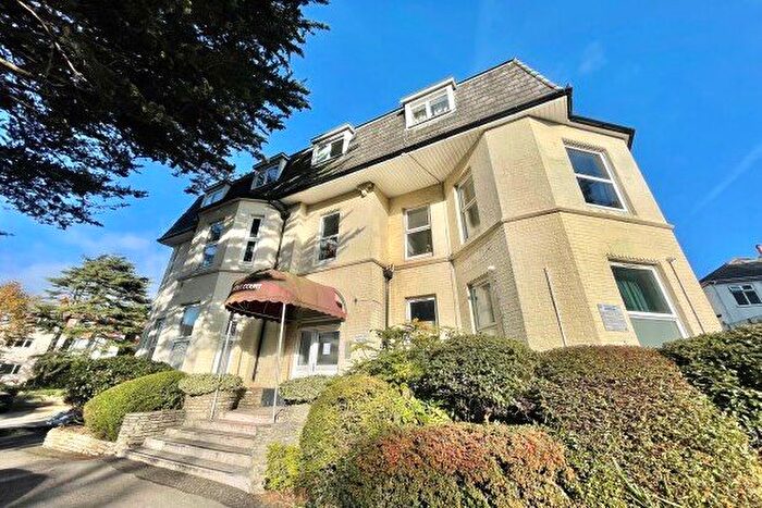 Studio To Rent In Boscombe Spa Road, Bournemouth, BH5