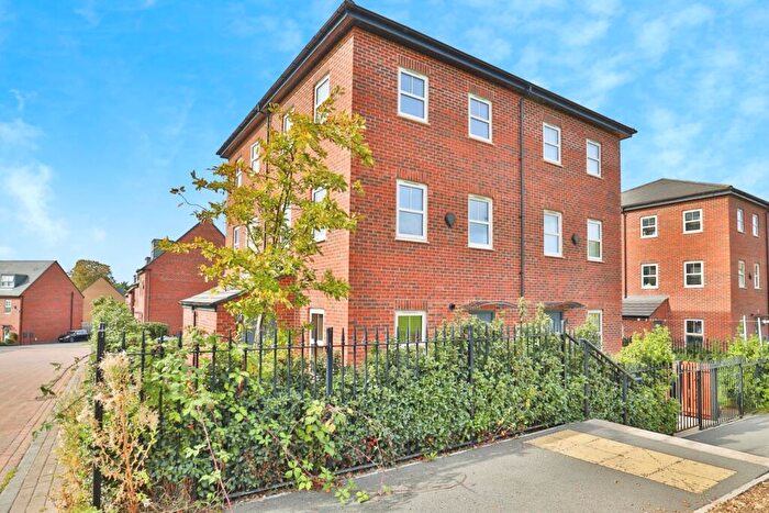2 Bedroom Town House For Sale In Cardwell Road, Leeds, West Yorkshire, LS14
