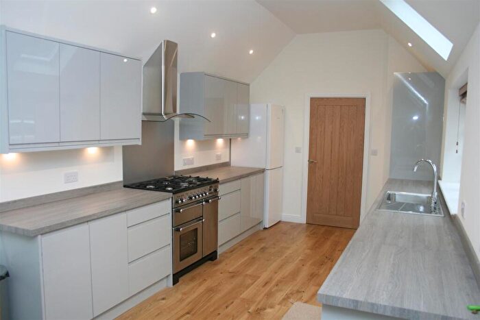 2 Bedroom Cottage To Rent In Kenilworth Road, Coventry, CV4