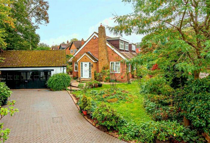 4 Bedroom Detached House For Sale In Broadlands, Pitsford, Northamptonshire, NN6