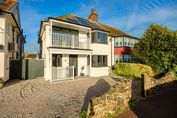 4 Bedroom Semi-Detached House To Rent In Marine Parade, Leigh-on-sea, SS9