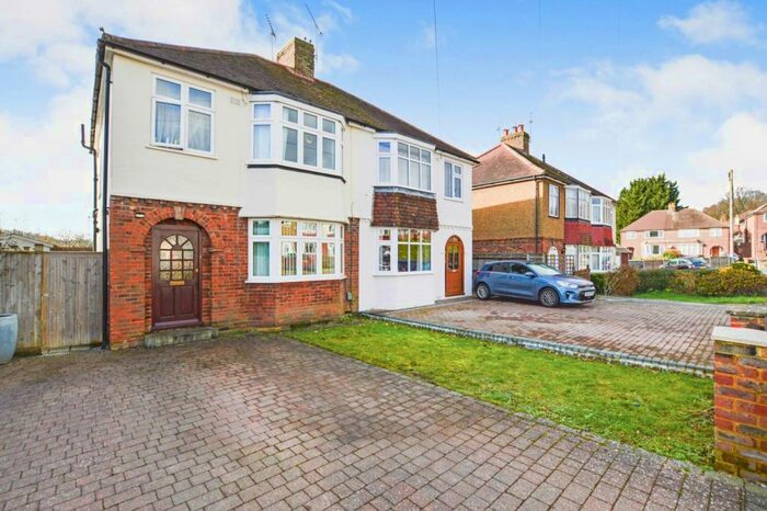 3 Bedroom Semi-Detached House To Rent In Peterborough Road, Guildford, Surrey, GU2