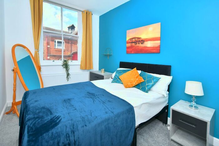 1 Bedroom Detached House To Rent In Westport Road, Stoke-On-Trent, ST6