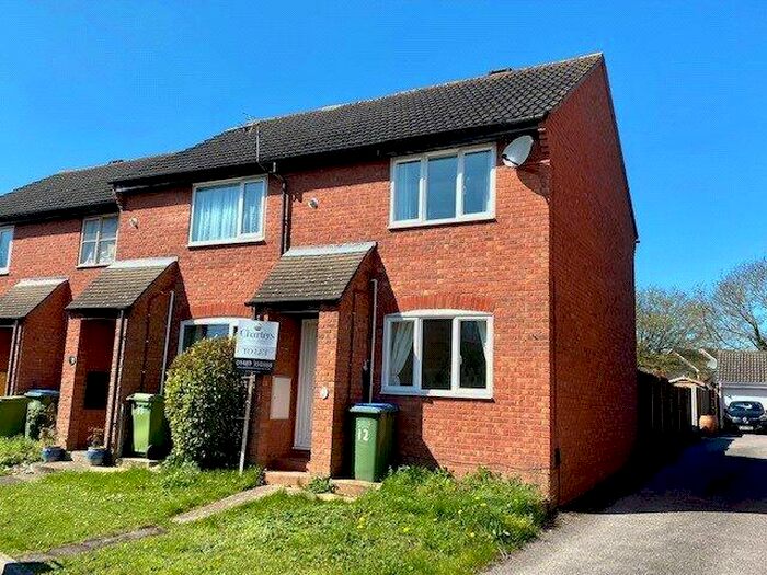 2 Bedroom End Of Terrace House To Rent In Horseshoe Close, Titchfield Common, Fareham, Hampshire, PO14