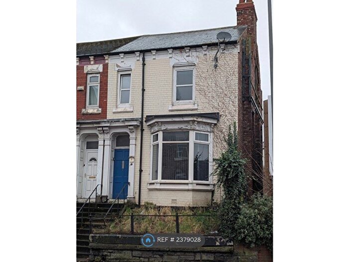 4 Bedroom End Of Terrace House To Rent In Bishopton Road, Stockton-On-Tees, TS19