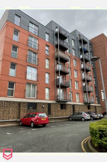 1 Bedroom Flat To Rent In Stillwater Drive, Manchester, Greater Manchester, M11