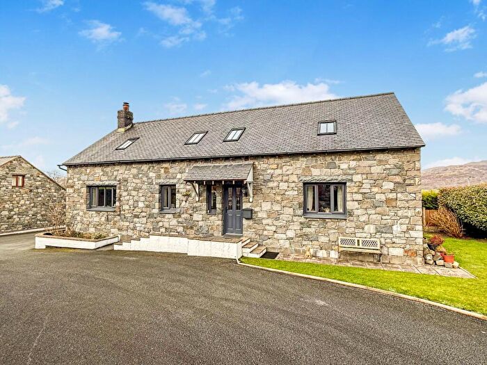 4 Bedroom Detached House For Sale In Tyn Y Buarth, Brithdir, Dolgellau, LL40