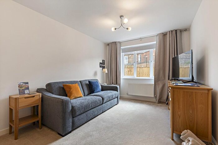 1 Bedroom Flat To Rent In Clifton, YO30