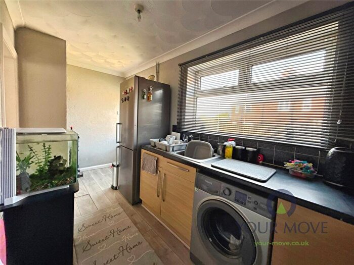 2 Bedroom Semi-Detached House For Sale In Dickinson Place, Barnsley, South Yorkshire, S70