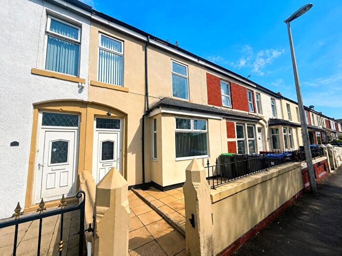 4 Bedroom Terraced House For Sale In Westbourne Avenue, Blackpool, Lancashire, FY1