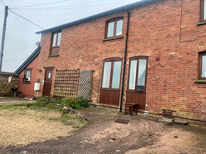 3 Bedroom Barn Conversion To Rent In Holloway Barton, Kennford, EX6