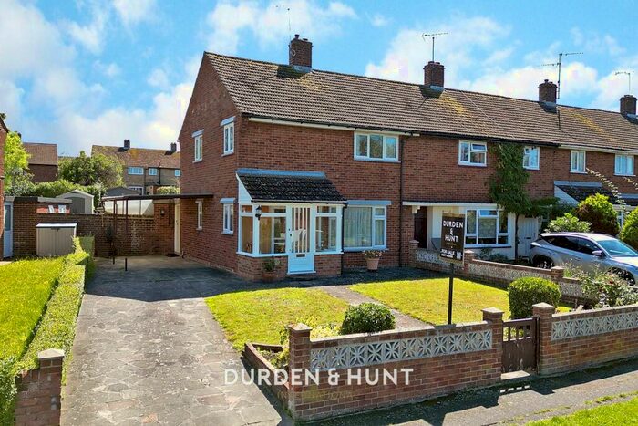 3 Bedroom End Of Terrace House For Sale In Cripsey Avenue, Ongar, CM5