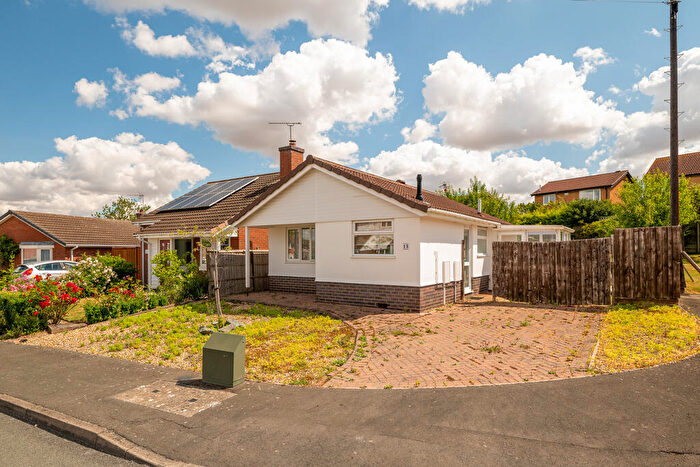 2 Bedroom Detached Bungalow For Sale In Woburn Drive, Grantham, Lincolnshire, NG31