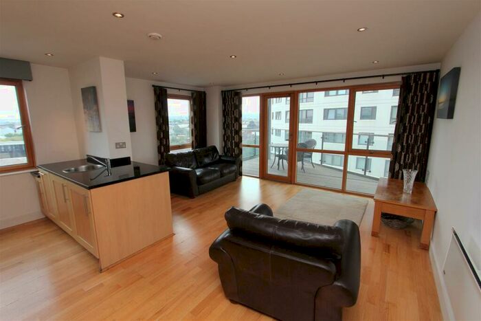2 Bedroom Flat To Rent In McClintock House, Leeds Dock, LS10