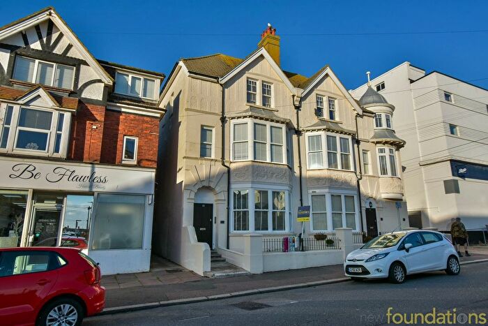 1 Bedroom Flat For Sale In Parkhurst Road, Bexhill-On-Sea, TN40