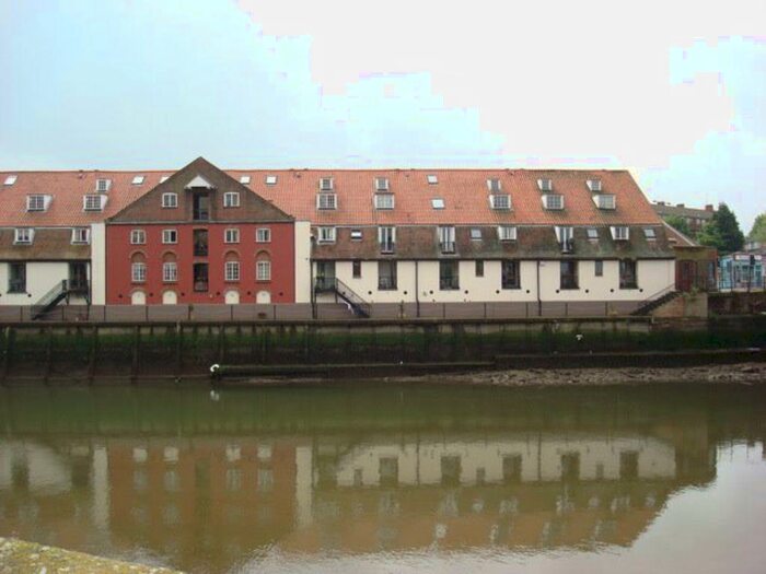 2 Bedroom Flat To Rent In Stokebridge Maltings, Waterfront, IP2