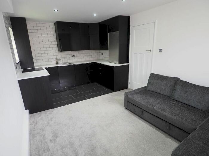 1 Bedroom Flat To Rent In High Street, Hull, East Yorkshire, HU1