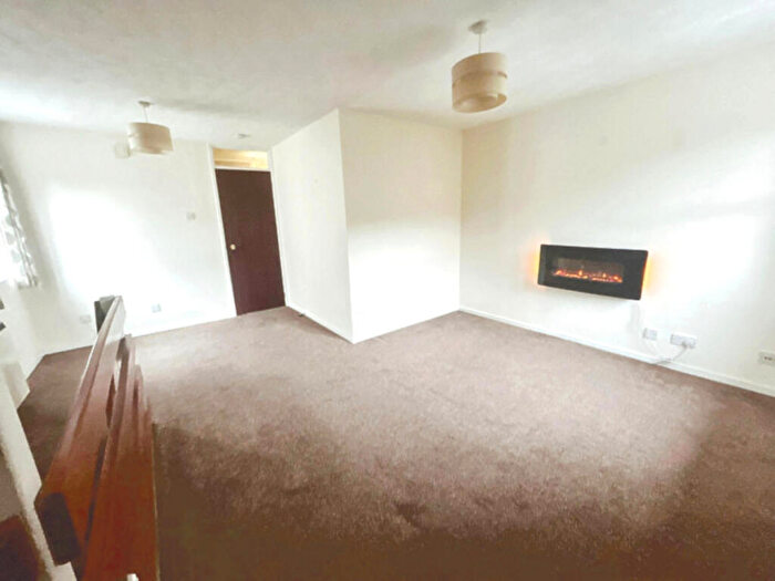 1 Bedroom Apartment For Sale In Truro Drive, Plymouth, PL5