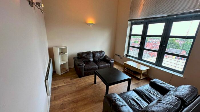 2 Bedroom Flat To Rent In Aldbourne Road, Coventry, CV1