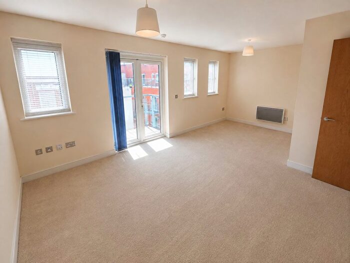 2 Bedroom Flat To Rent In Oceana Boulevard, Briton Street, Southampton, SO14