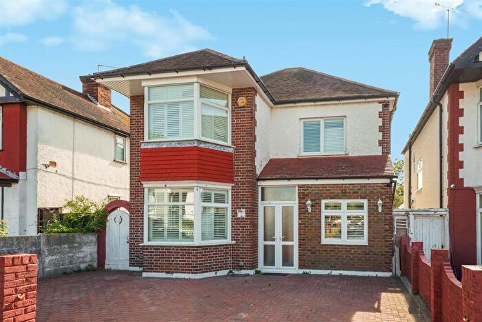 4 Bedroom Detached House For Sale In Sudbury Avenue, Wembley, HA0