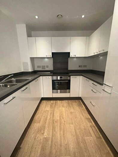 1 Bedroom Flat To Rent In Connersville Way, Croydon, CR0