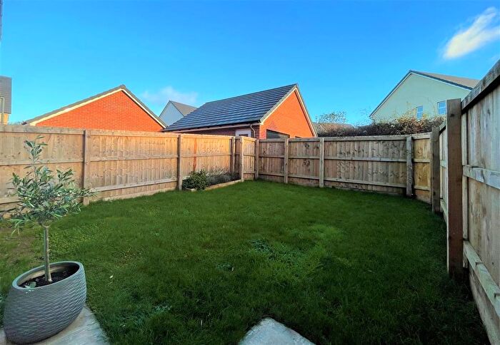 4 Bedroom Town House To Rent In Par Drive, Tiverton, EX16