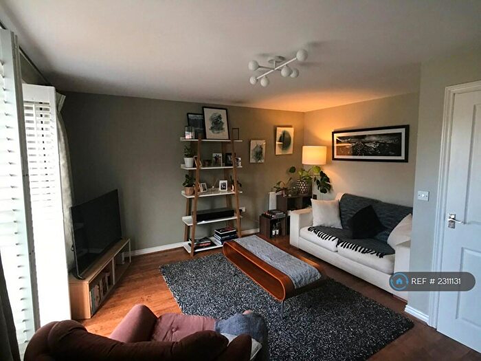 2 Bedroom Semi-Detached House To Rent In Farm Close, Stratford-Upon-Avon, CV37