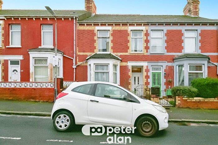 2 Bedroom Terraced House For Sale In Woodlands Road, Barry, CF62