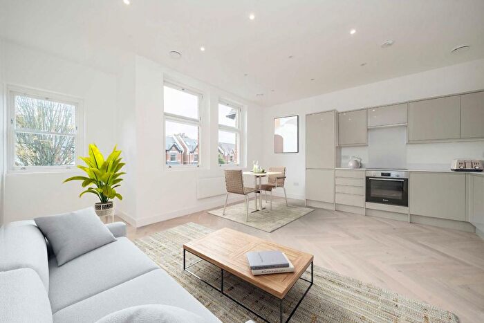 1 Bedroom Flat For Sale In Gordon Road, Ealing, W5