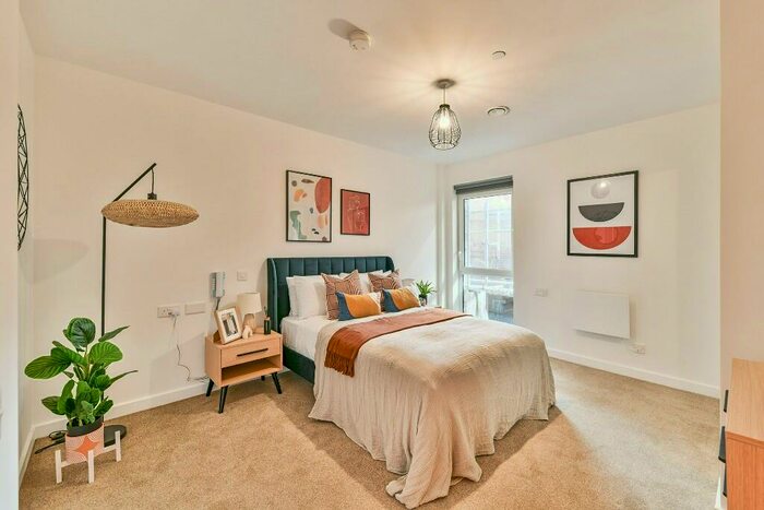 2 Bedroom Flat To Rent In Pelham Street, BN1