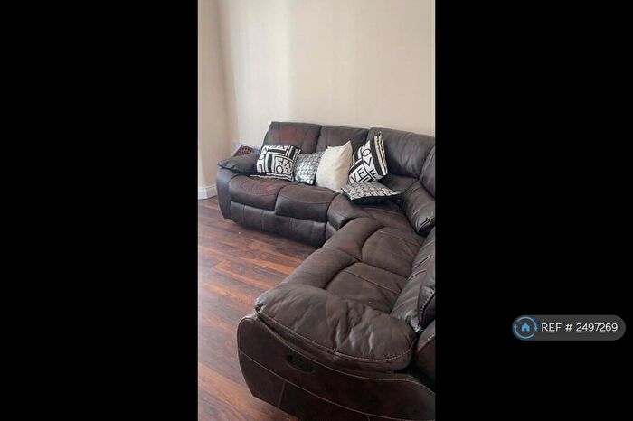 2 Bedroom Flat To Rent In Upton Park, London, E6