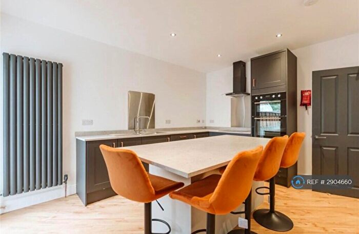 6 Bedroom Terraced House To Rent In Cottrell Road, Bristol, BS5