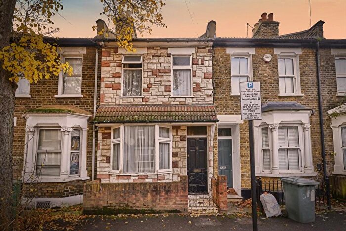 2 Bedroom Terraced House For Sale In Aldworth Road, London, E15