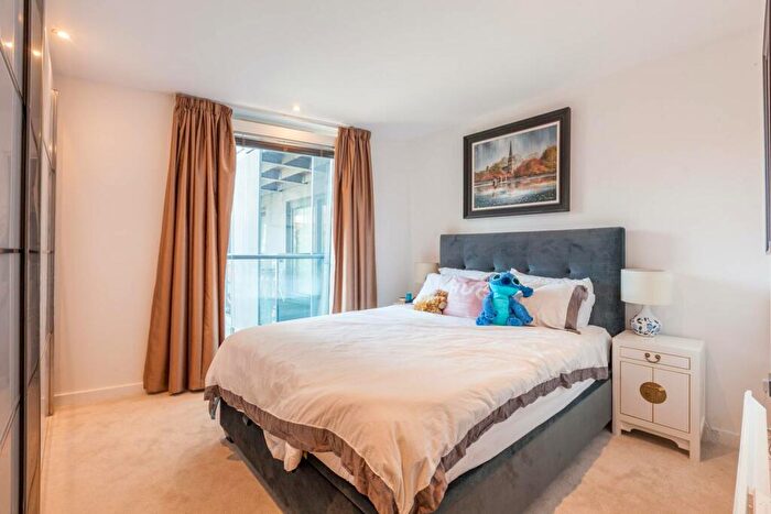 1 Bedroom Flat To Rent In Brewery Square, Clerkenwell, London, EC1V