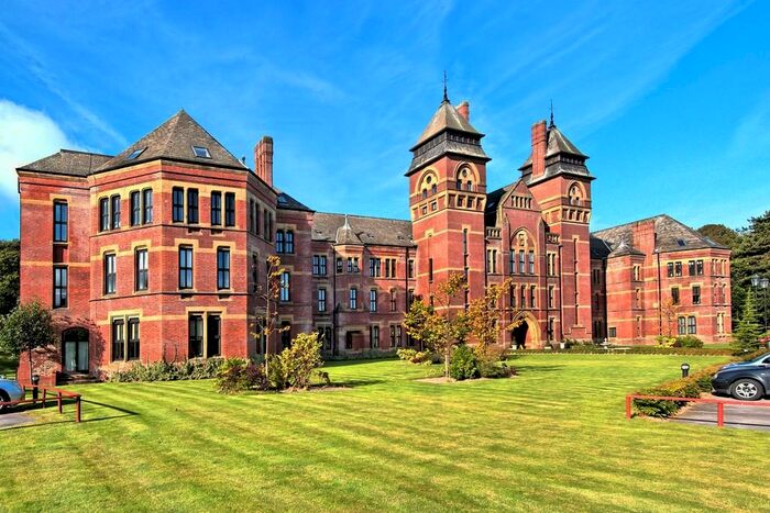 2 Bedroom Apartment To Rent In Kingswood Hall, S6