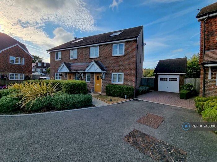 3 Bedroom Semi-Detached House To Rent In Westhill Close, Burgess Hill, RH15