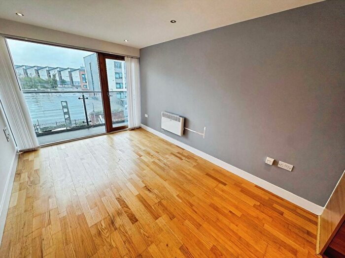 1 Bedroom Flat To Rent In La Salle, Chadwick Street, Hunslet, Leeds, LS10