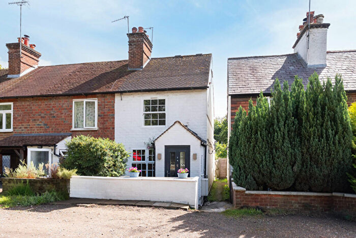 3 Bedroom End Of Terrace House For Sale In Holmwood, Dorking, RH5