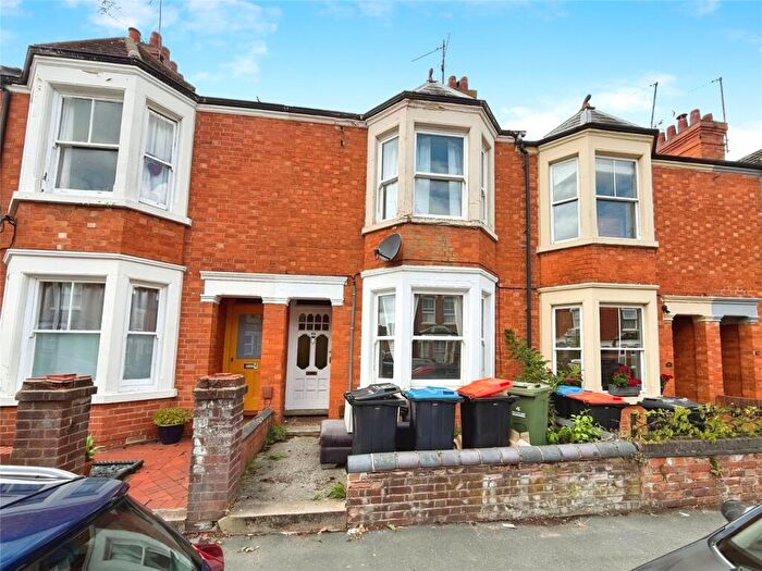 3 Bedroom Terraced House For Sale In Peel Road, Wolverton, Milton Keynes, MK12