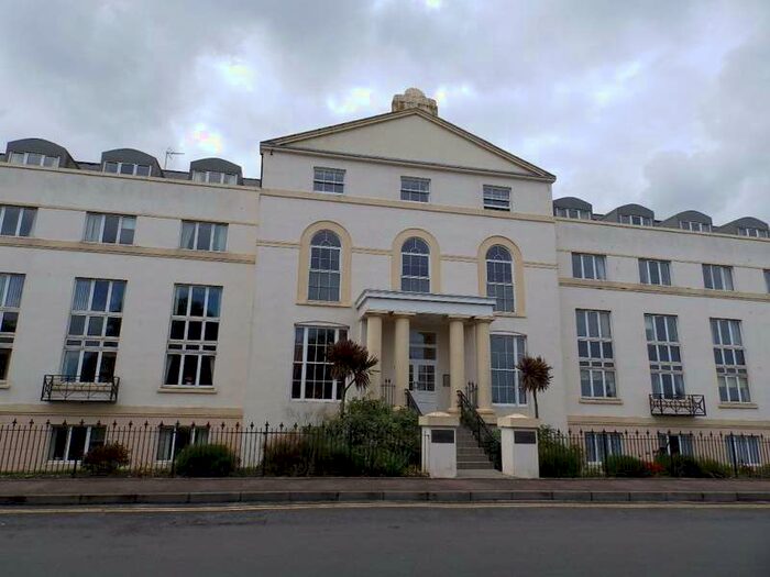 2 Bedroom House To Rent In Den Crescent, Teignmouth, Devon, TQ14