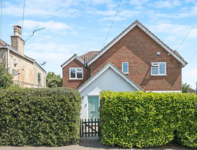 4 Bedroom Detached House For Sale In High Street, Codicote, Hertfordshire, SG4