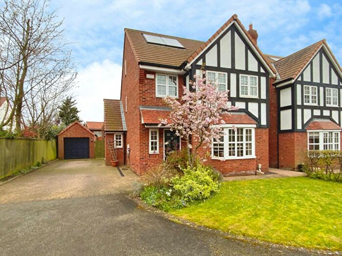 4 Bedroom Detached House For Sale In Heads Lane, Hessle, HU13