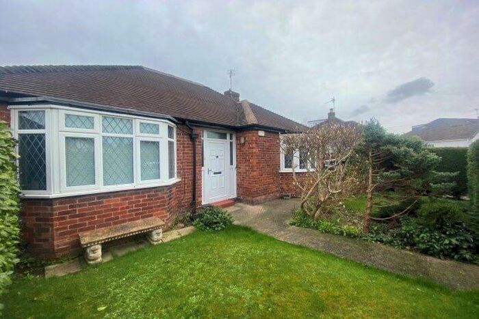 2 Bedroom Detached Bungalow To Rent In Shaw Lane, Wirral, CH49