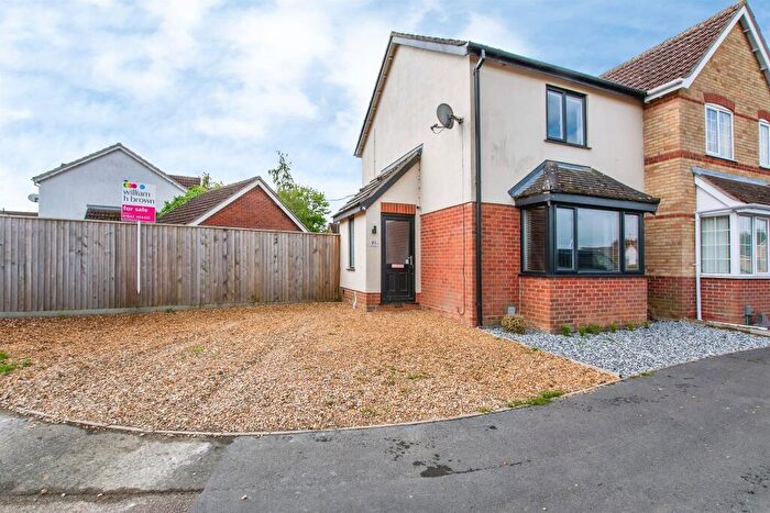 2 Bedroom End Of Terrace House For Sale In Heron Road, Wisbech, PE13