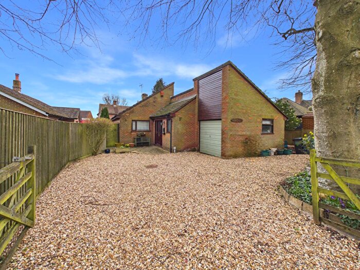 3 Bedroom Detached House For Sale In New Road, Stokenchurch, High Wycombe, Buckinghamshire, HP14